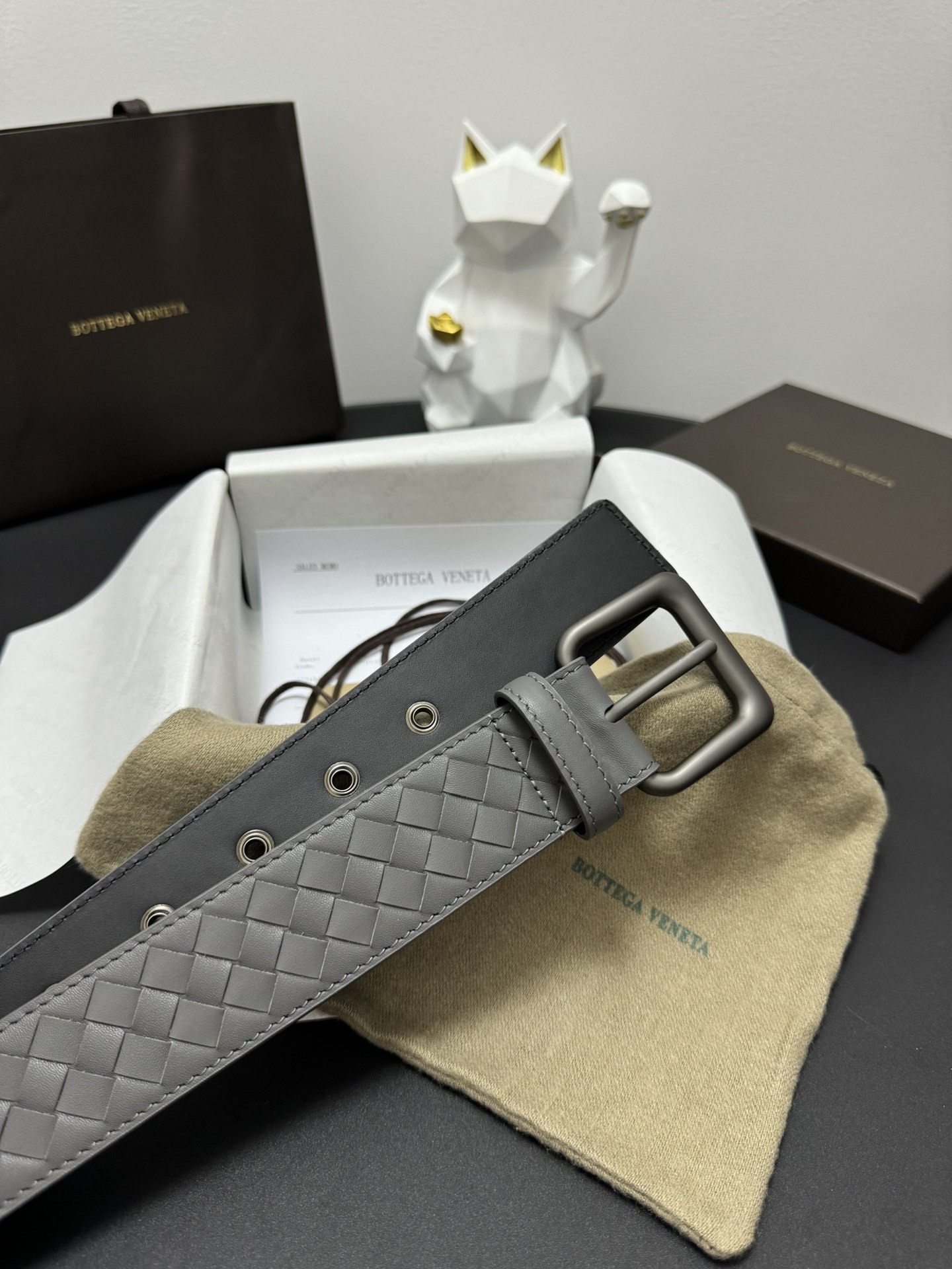 Premium Woven Leather Belt - Gray Elegance