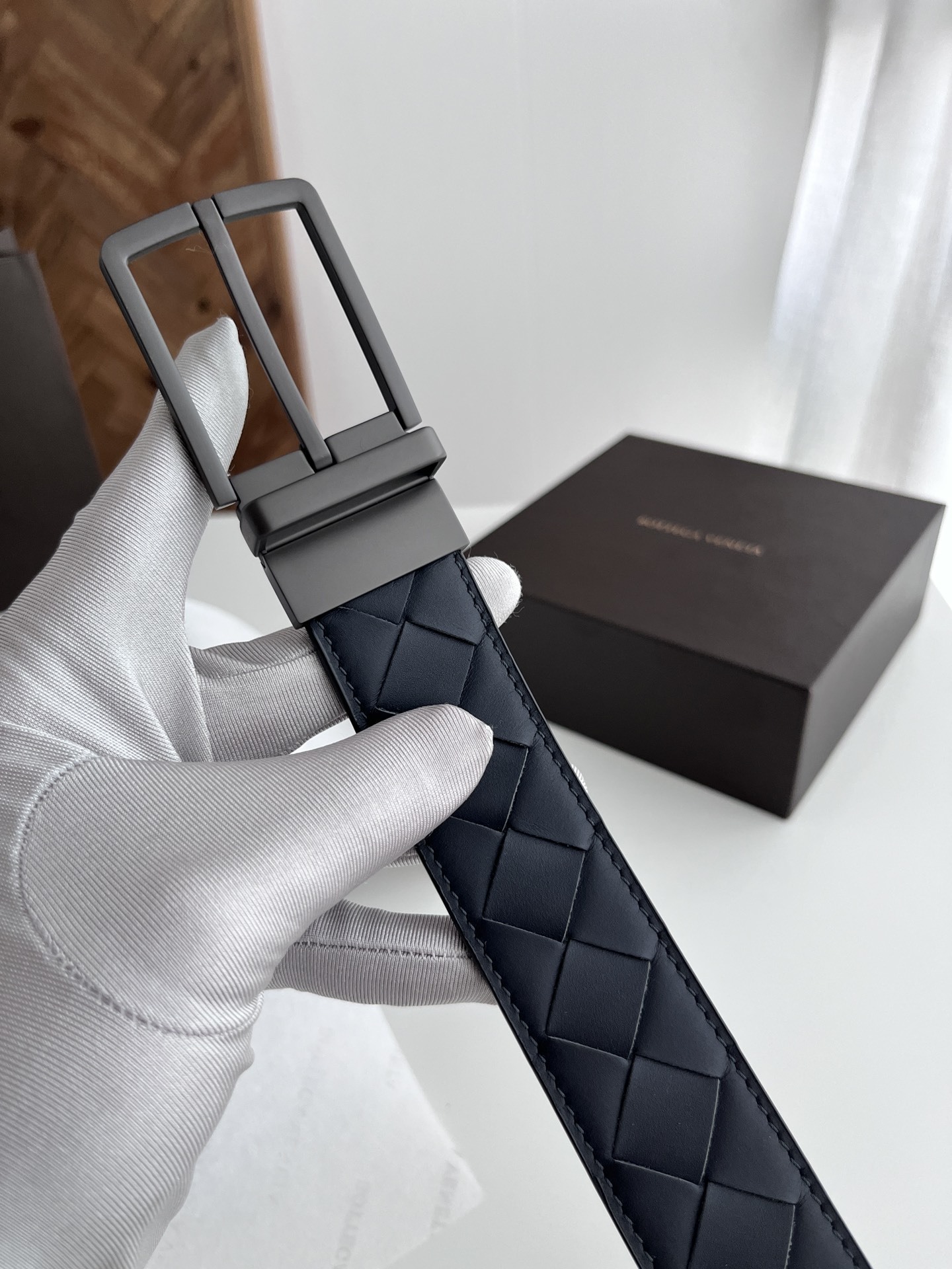 Bottega Veneta Premium Reversible Leather Belt - Black/Pink