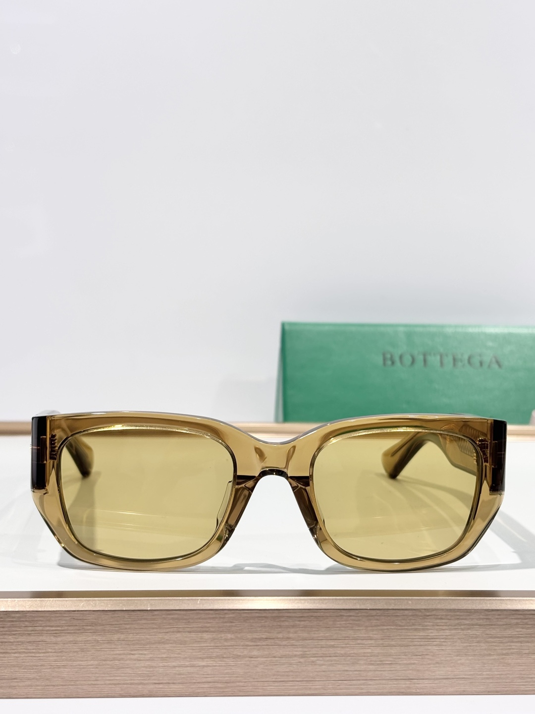 Bottega Veneta Brown Rectangular Sunglasses – Designer Eyewear