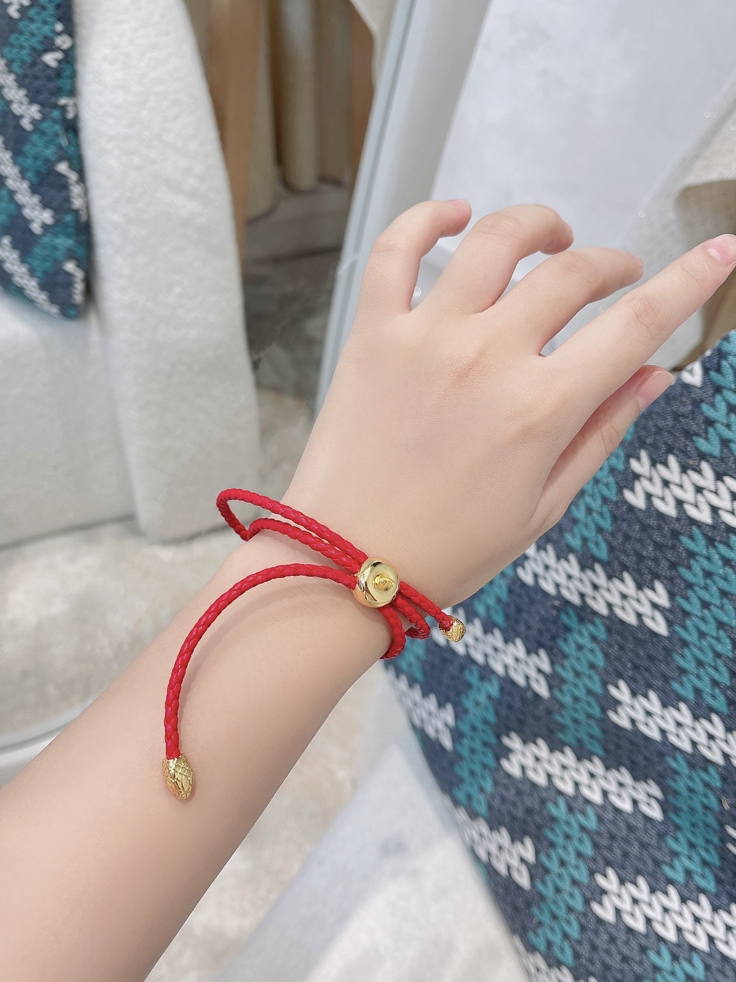 Premium Braided Bracelet – Elegant & Adjustable