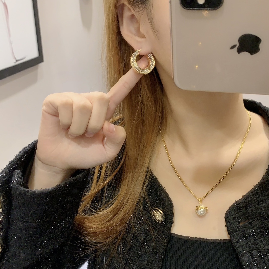 designer Bottega Veneta Gold Pavé Hoop Earrings – Bottega Veneta Gold