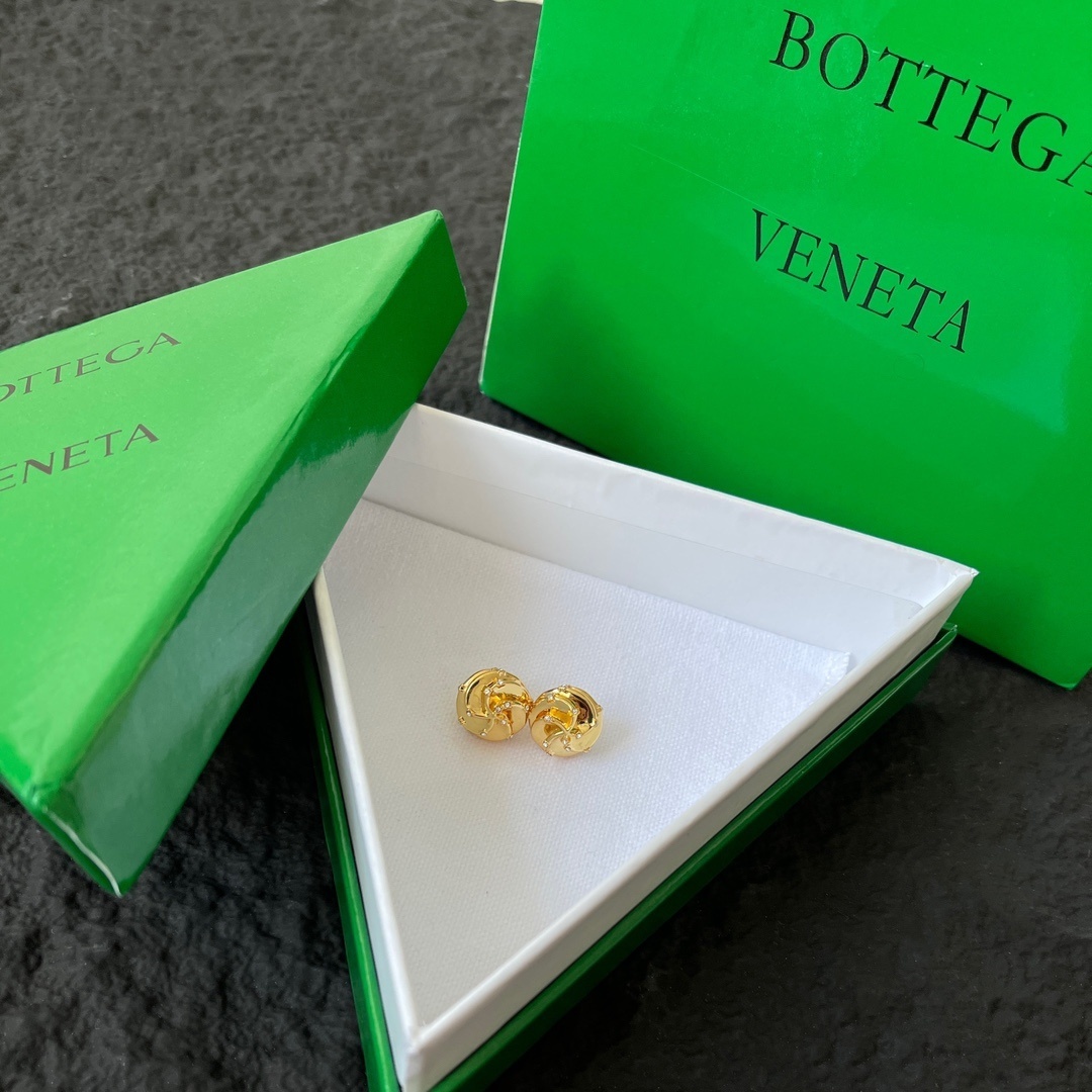 Bottega Veneta Gold Knot Stud Earrings designer luxury – Bottega