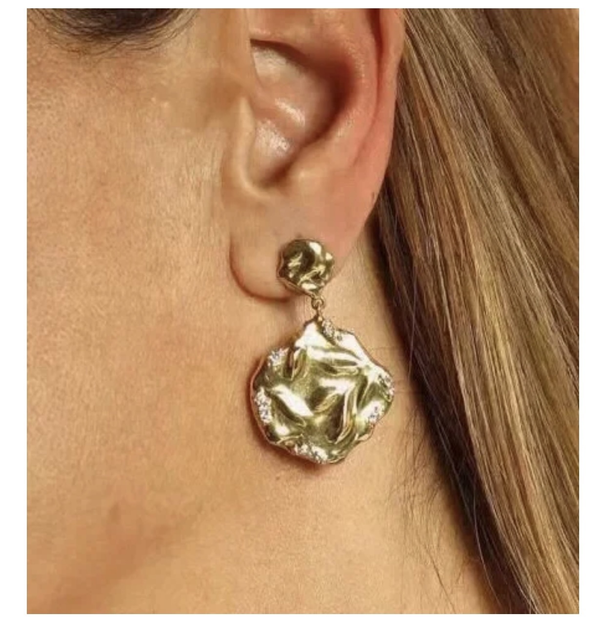 Chanel Textured Gold Dangle Earrings – Designer Statement