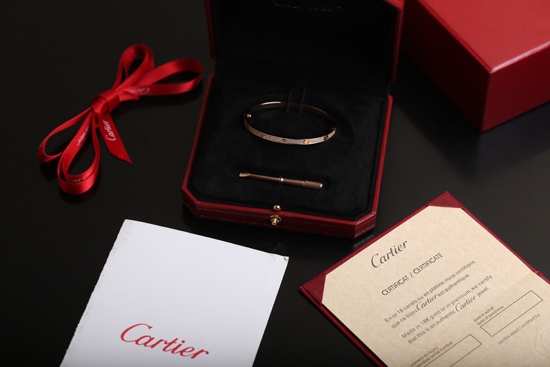 Cartier LOVE Bracelet – Premium Quality Gold & Diamonds