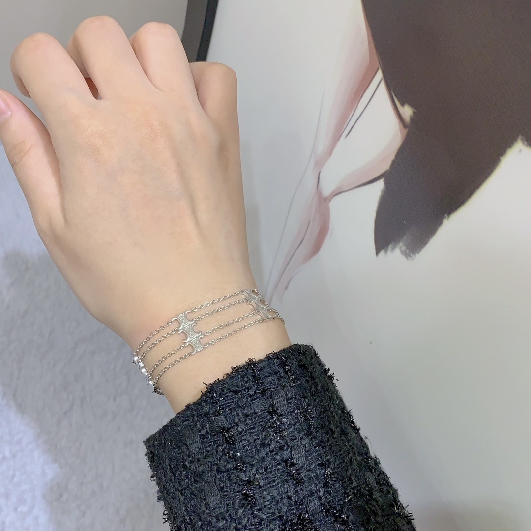 Celine-Inspired Silver Chain Bracelet – Premium Quality