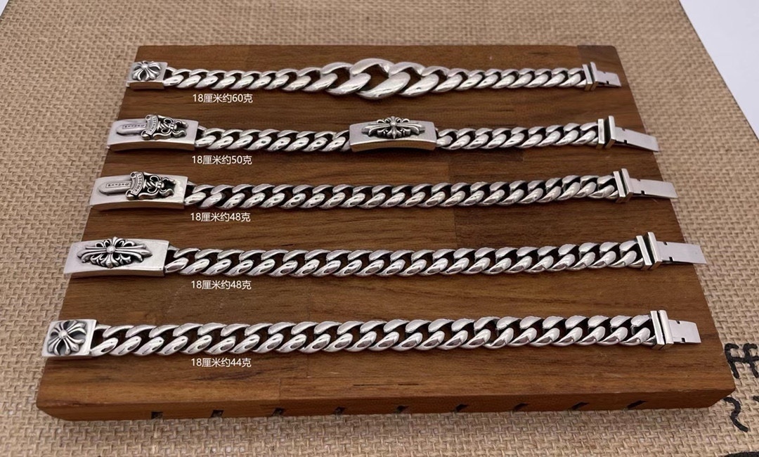 Premium Silver Chain Bracelet – Exquisite Craftsmanship