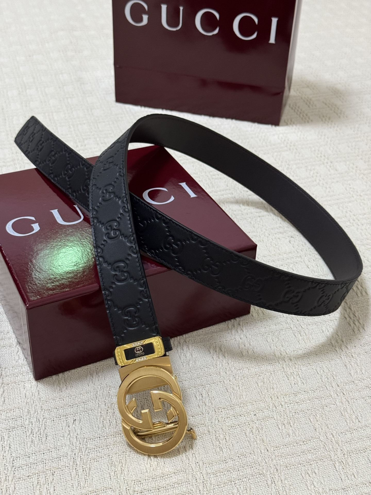 Gucci Premium Leather Belt with Gold Buckle