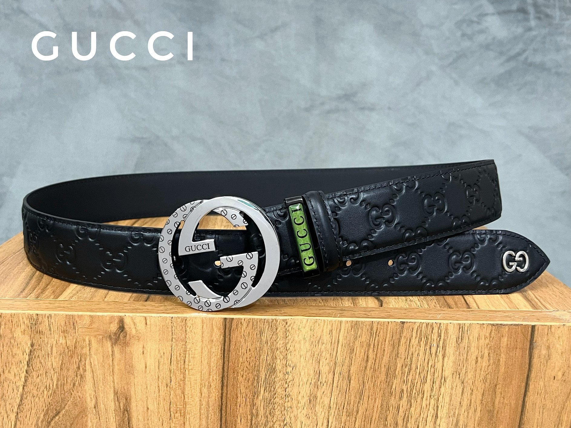 Gucci Premium Leather Belt - Iconic Style & Craftsmanship