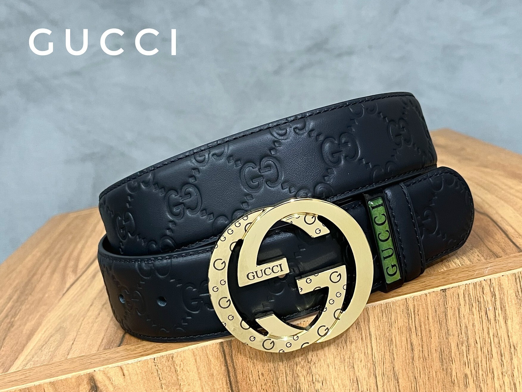 Gucci Premium Leather Belt with GG buckle