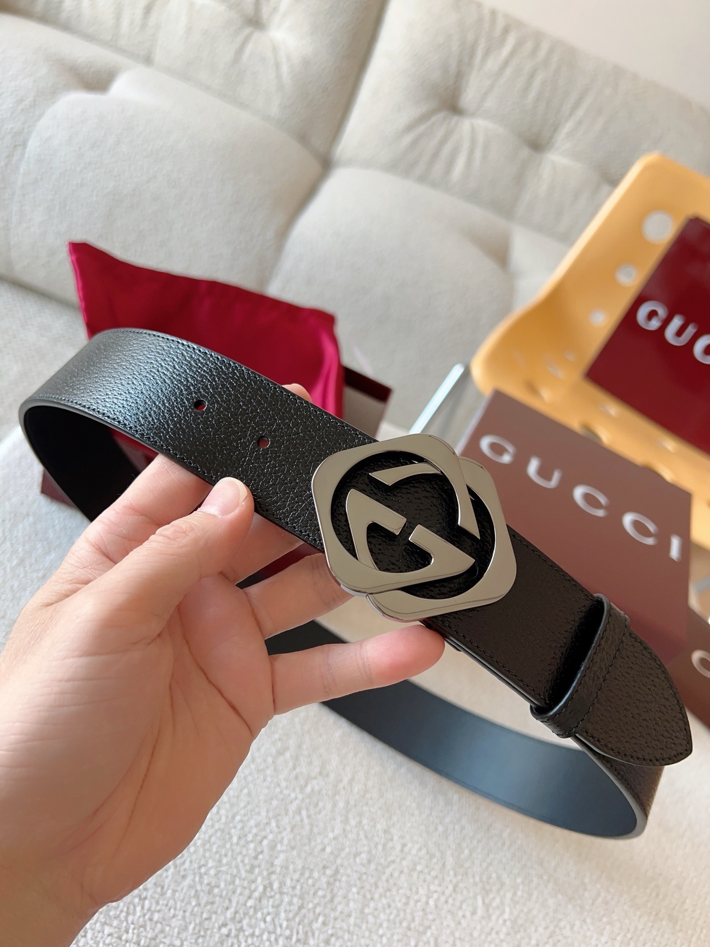Gucci Premium Leather Belt - Timeless Elegance
