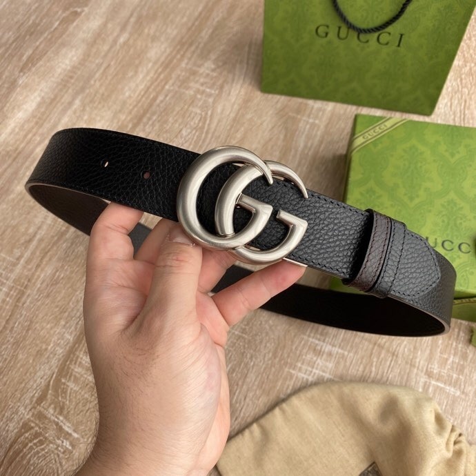 Gucci Premium Leather Belt - Iconic Style