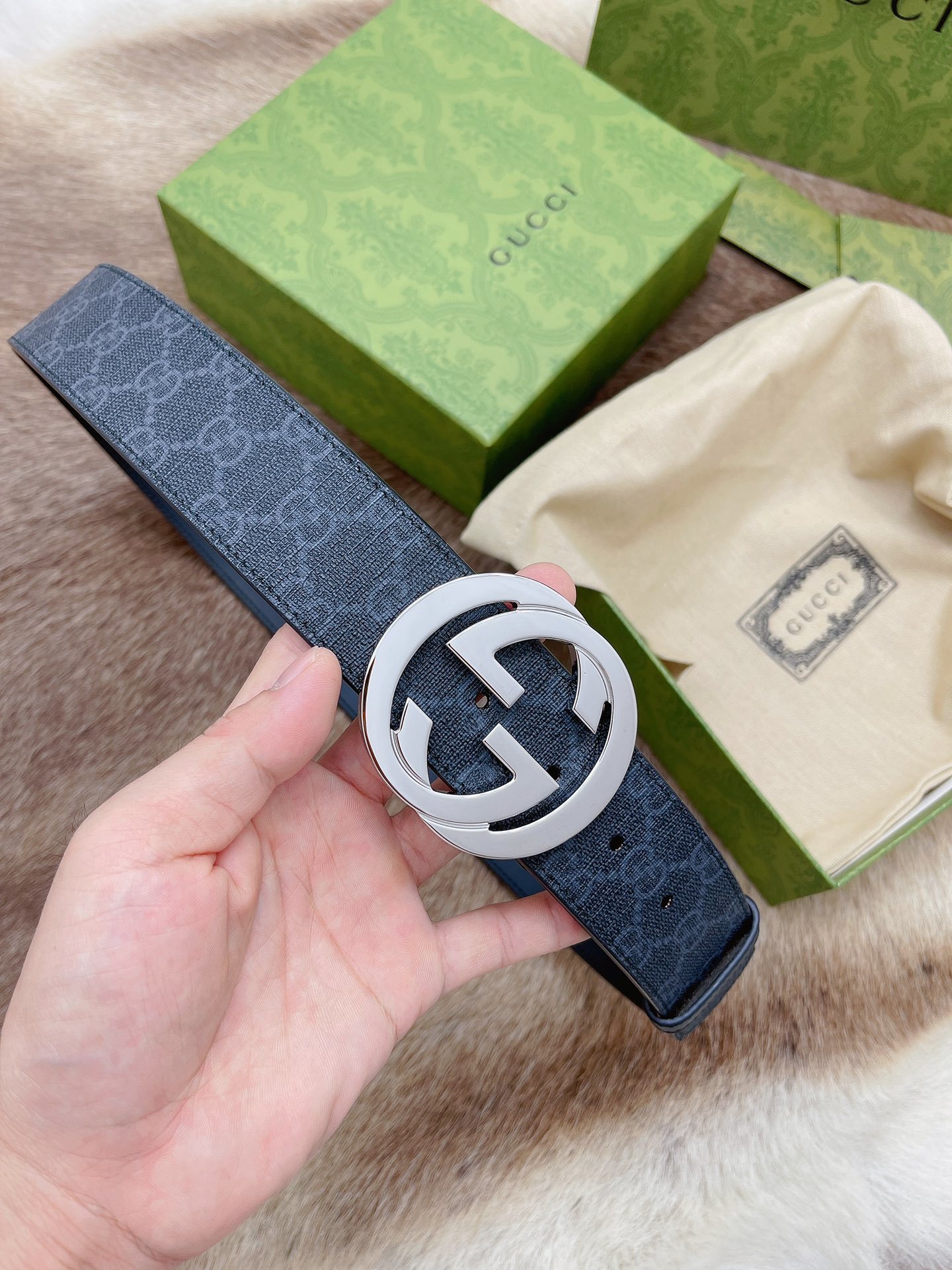 Gucci Premium Quality Belt - Iconic Style & Craftsmanship