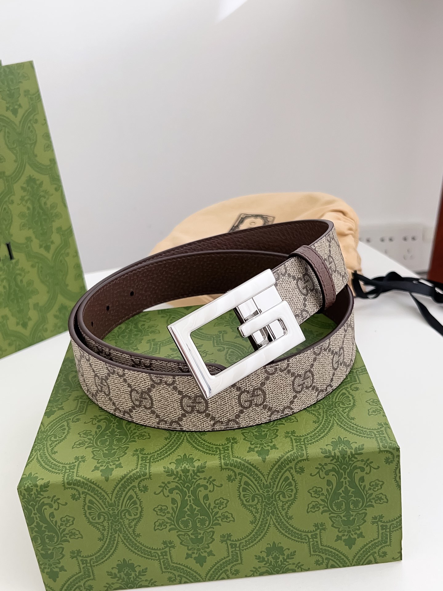 Gucci Premium Quality Belt with Iconic Pattern
