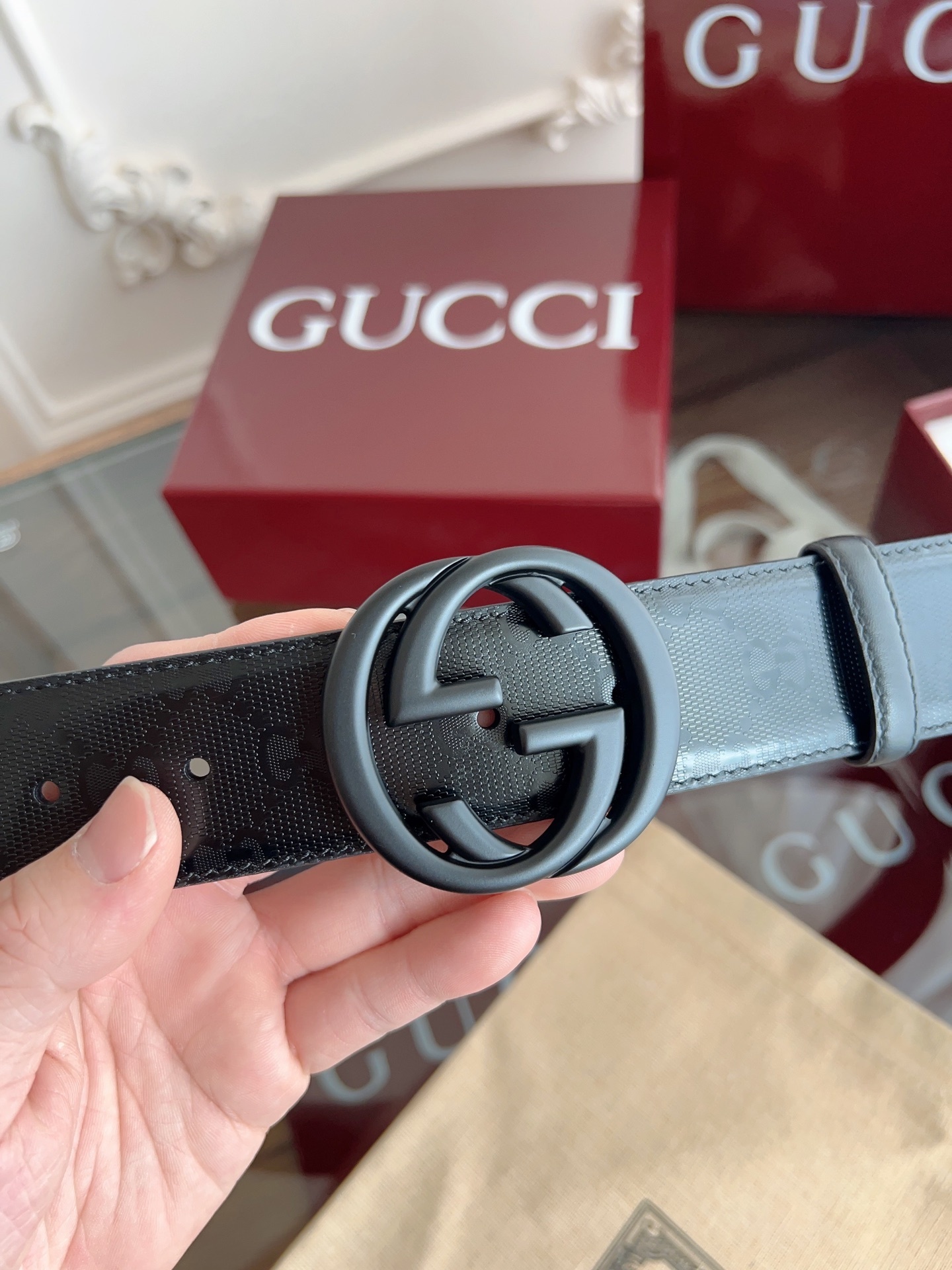 Gucci Premium Black Leather Belt - Iconic Style