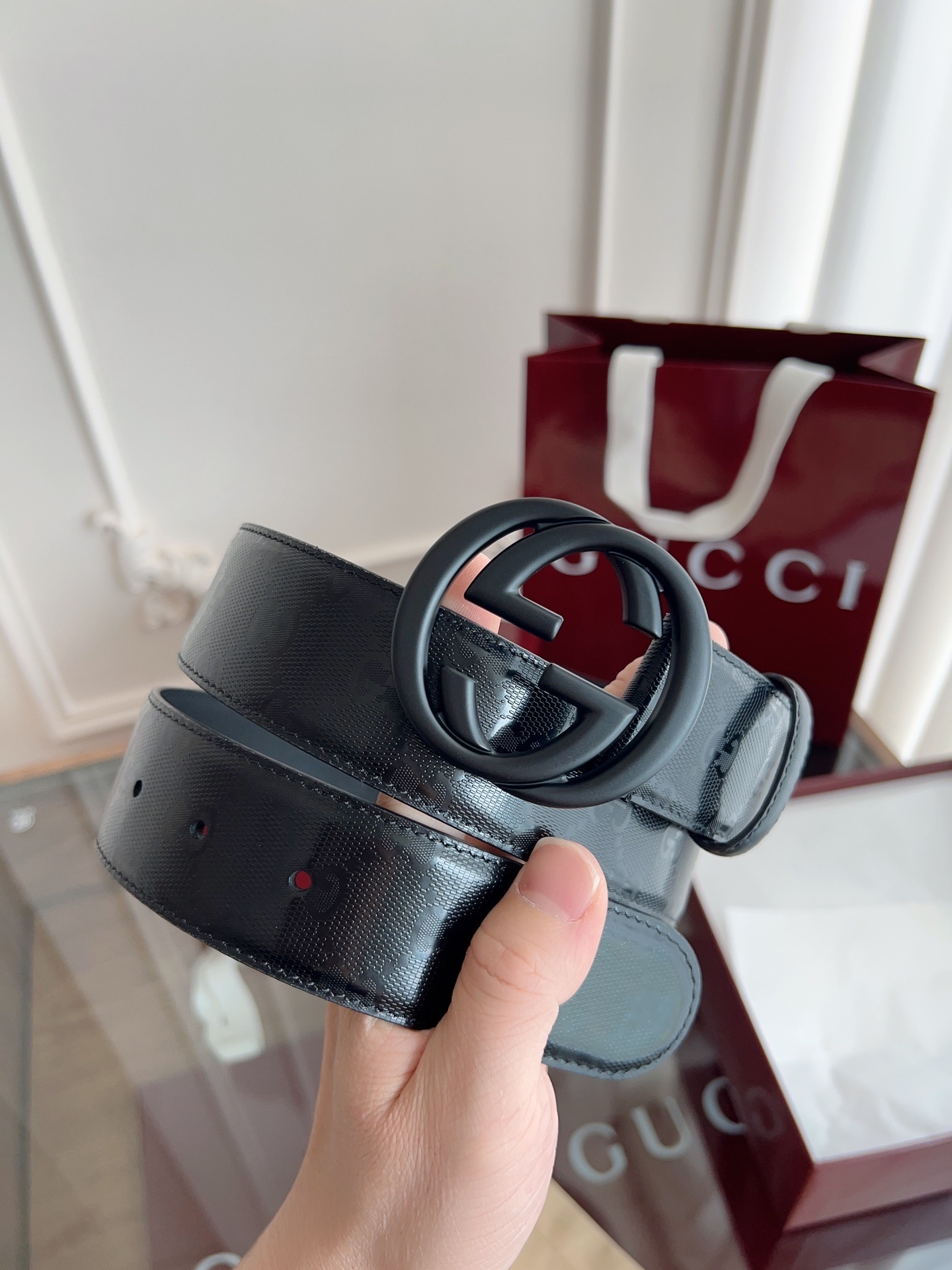 Gucci Premium Quality Black Leather Belt - Iconic Style