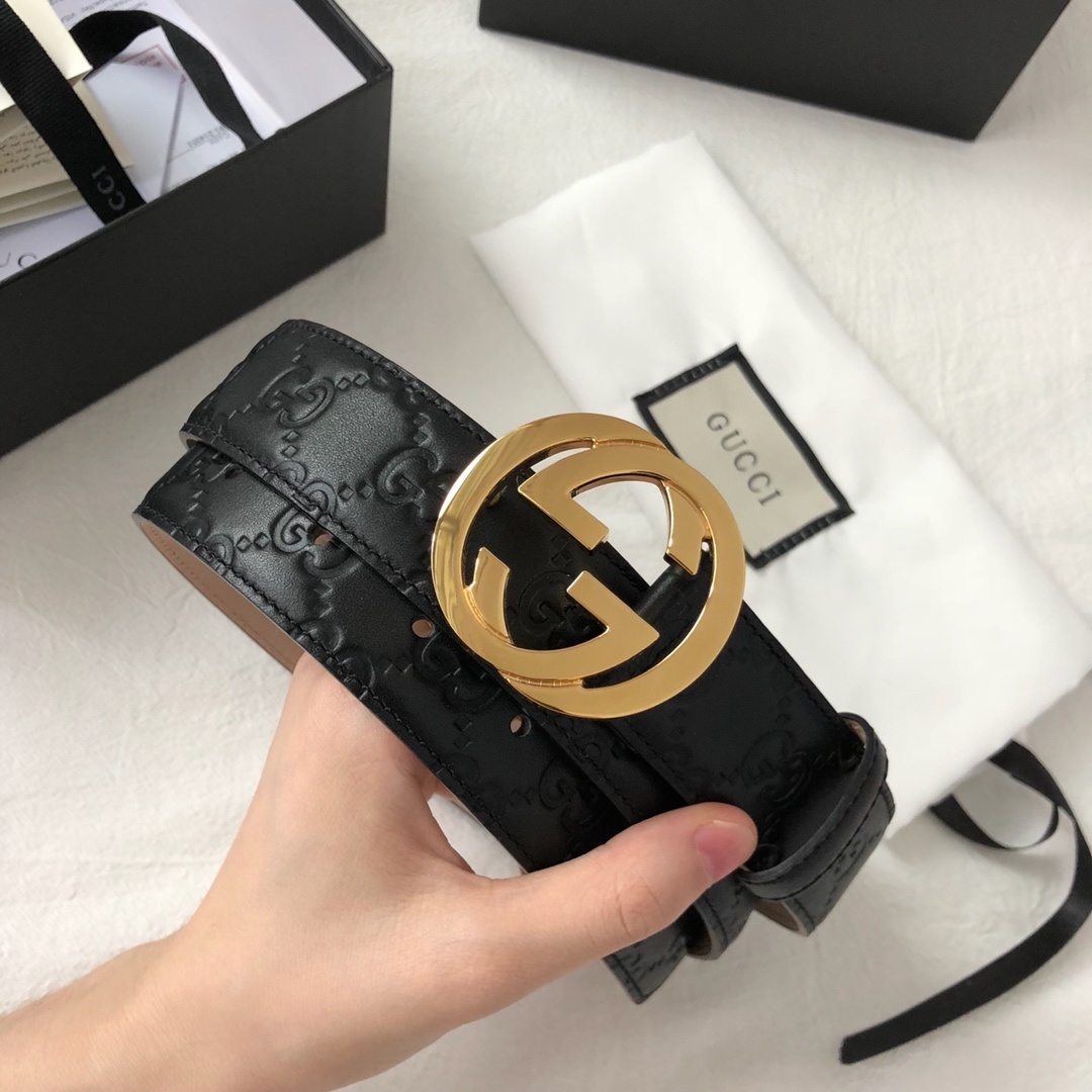 Gucci Premium Leather Belt with GG Buckle