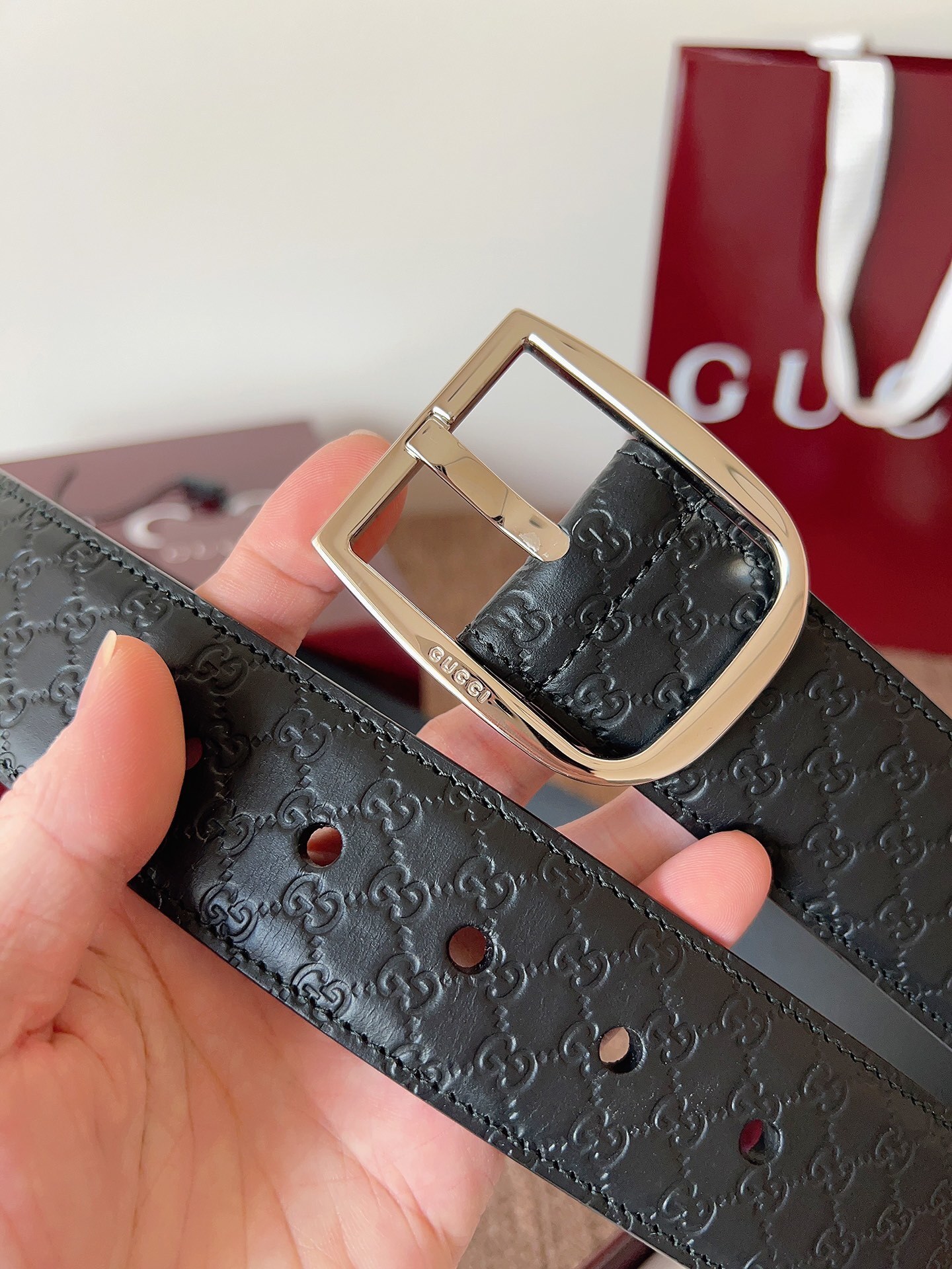 Gucci Signature Leather Belt - Premium Quality