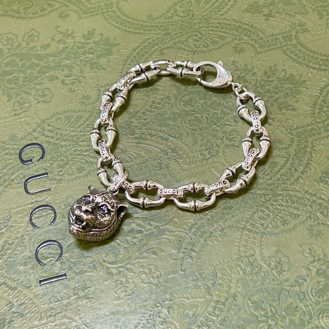 Gucci Silver Tiger Head Bracelet Premium Quality