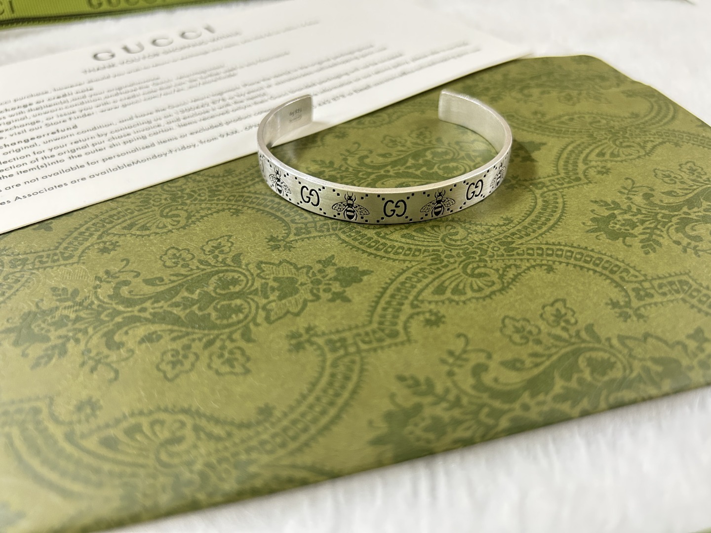 Gucci Silver Bee Cuff Bracelet – Iconic Design