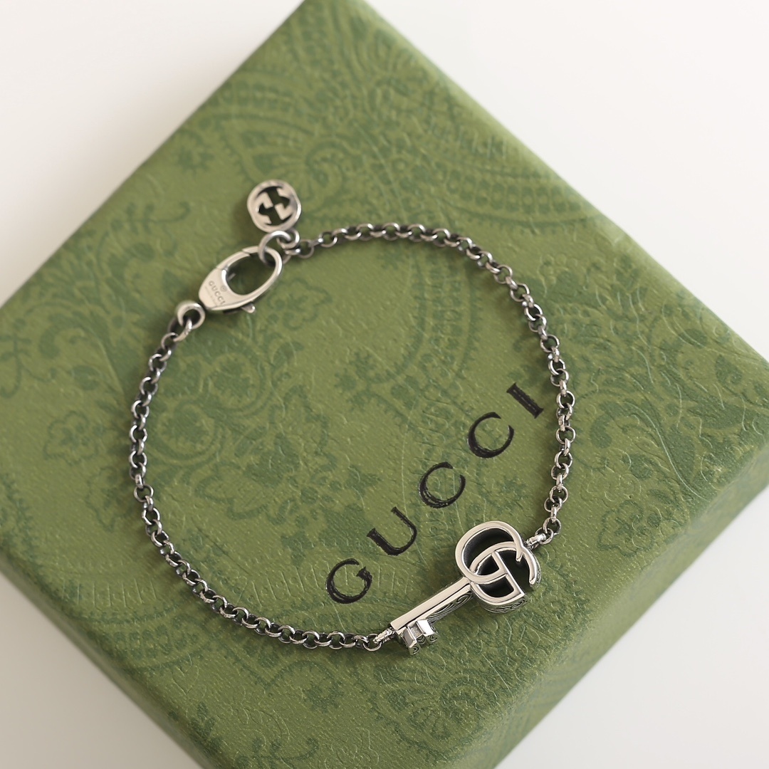 Gucci Key Charm Bracelet – Premium Quality