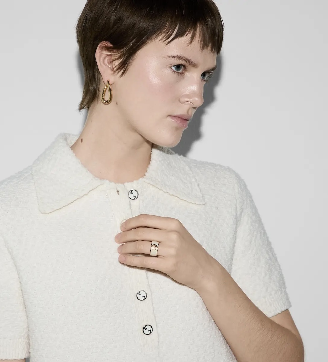 Valentino Gold Logo Ring – Designer Statement Piece