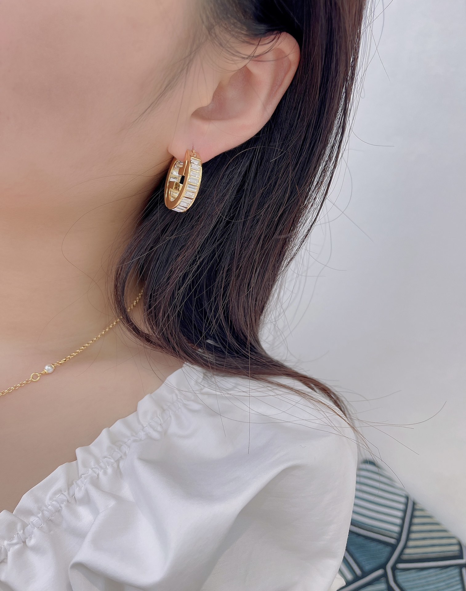 Gucci Gold Diamond Hoop Earrings – Gucci Gold Interlocking G Diamond