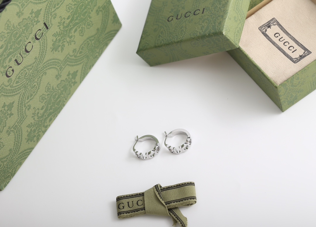 Gucci Silver Logo Crystal Hoop Earrings – Designer Chic