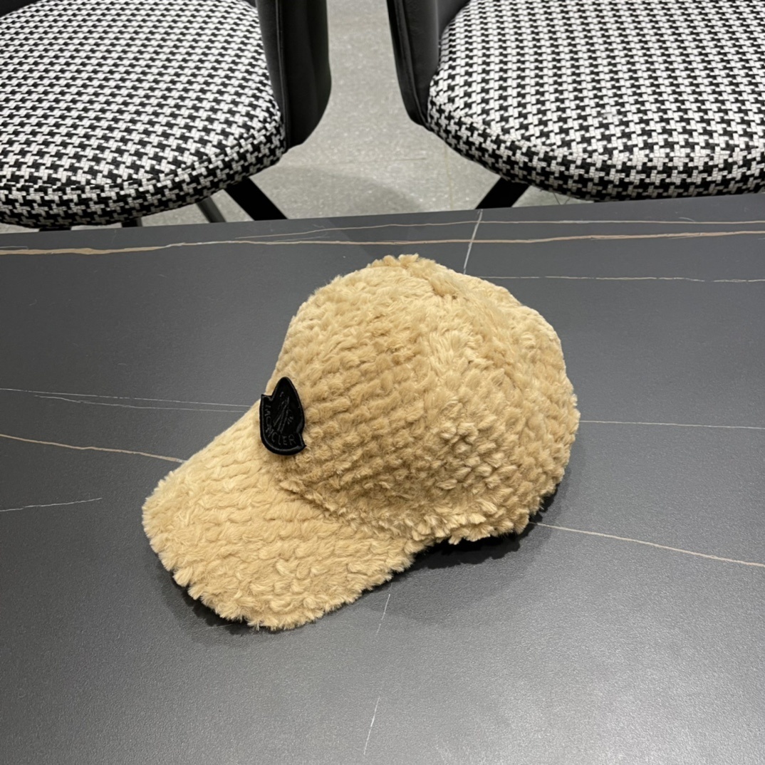 cozy Moncler Beige Sherpa Baseball Cap – Moncler Beige Sherpa Baseball