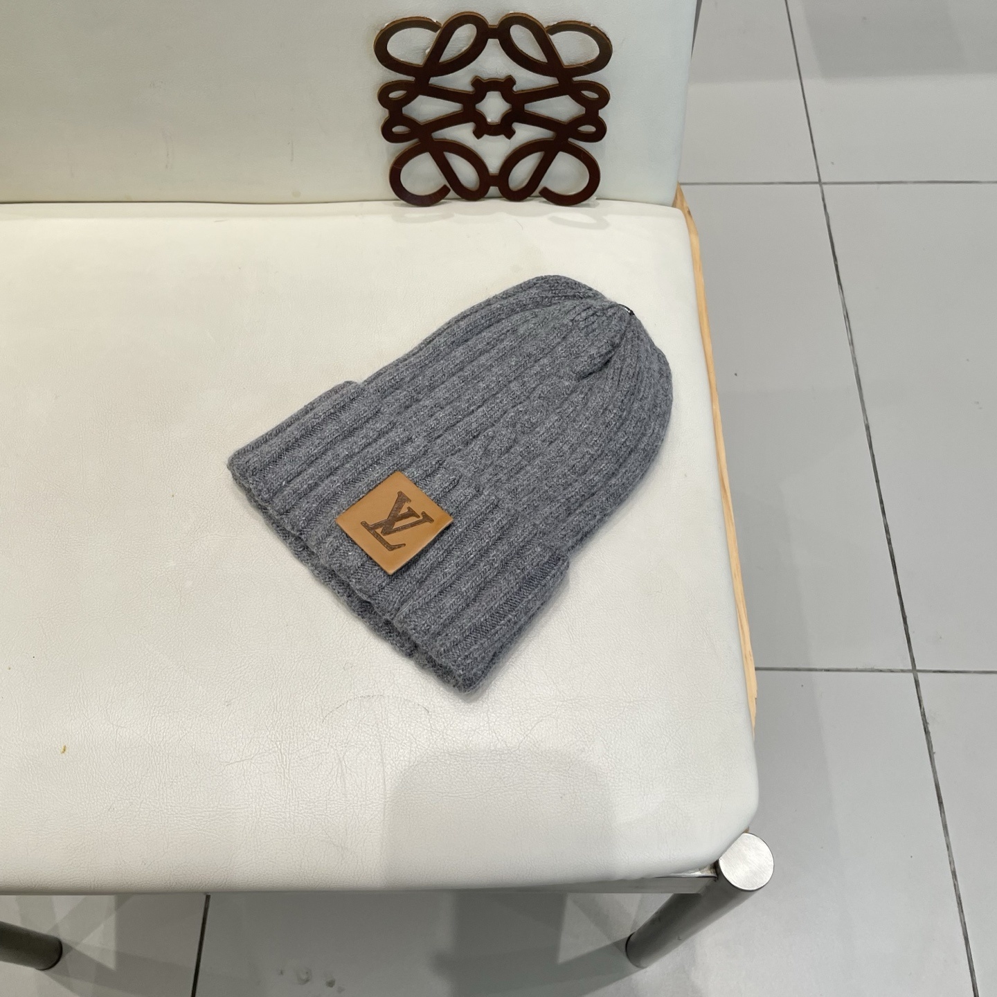 Louis Vuitton Grey Ribbed Wool Beanie – Designer Luxury
