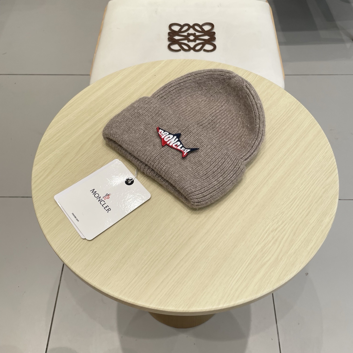 Moncler Dove Grey Wool Beanie – Shark Logo