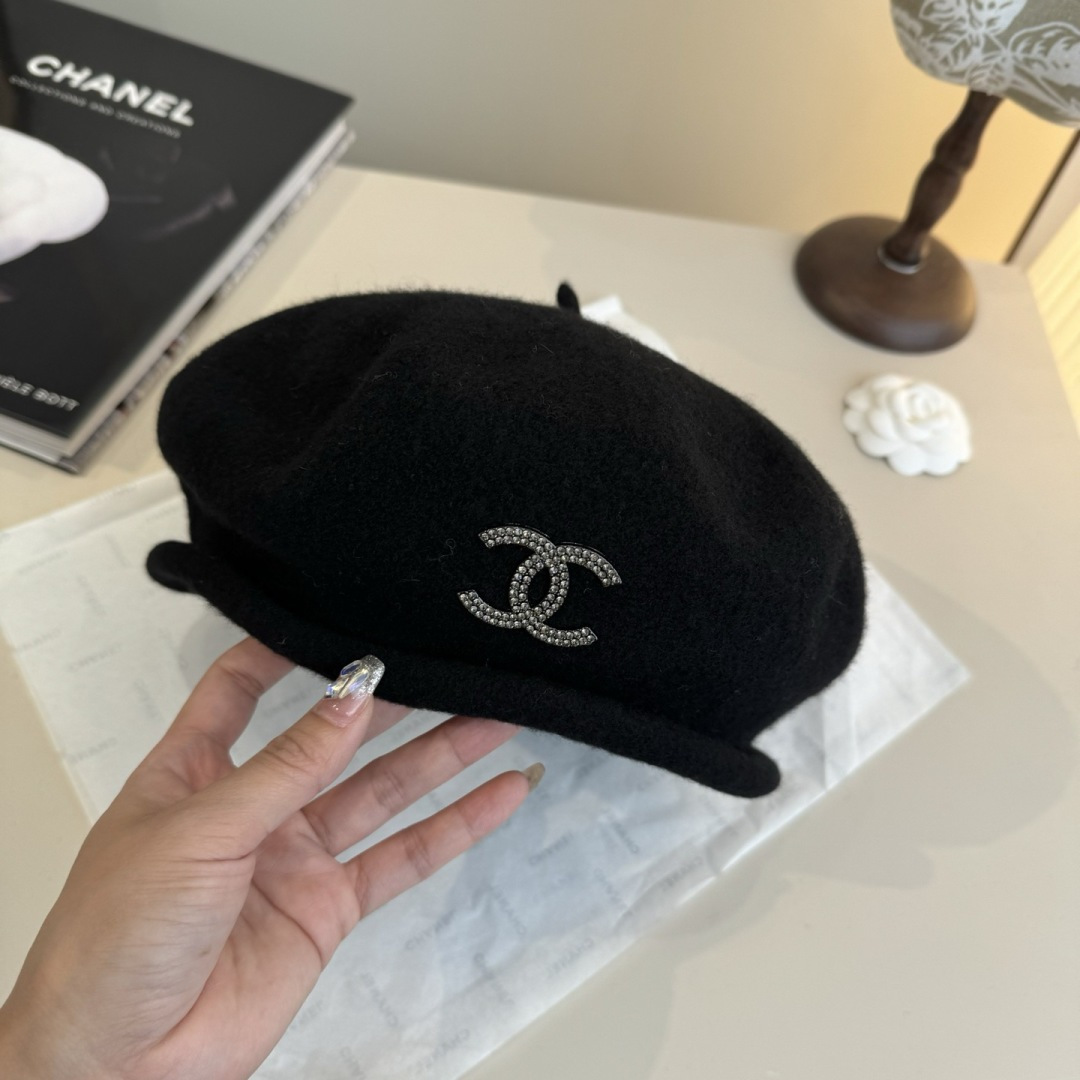 rhinestone cc Chanel Black Wool Beret – Chanel Black Wool Beret