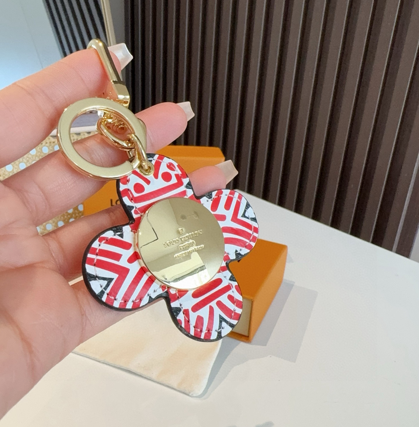 LV Flower Key Charm – Red & White, Gold Tone