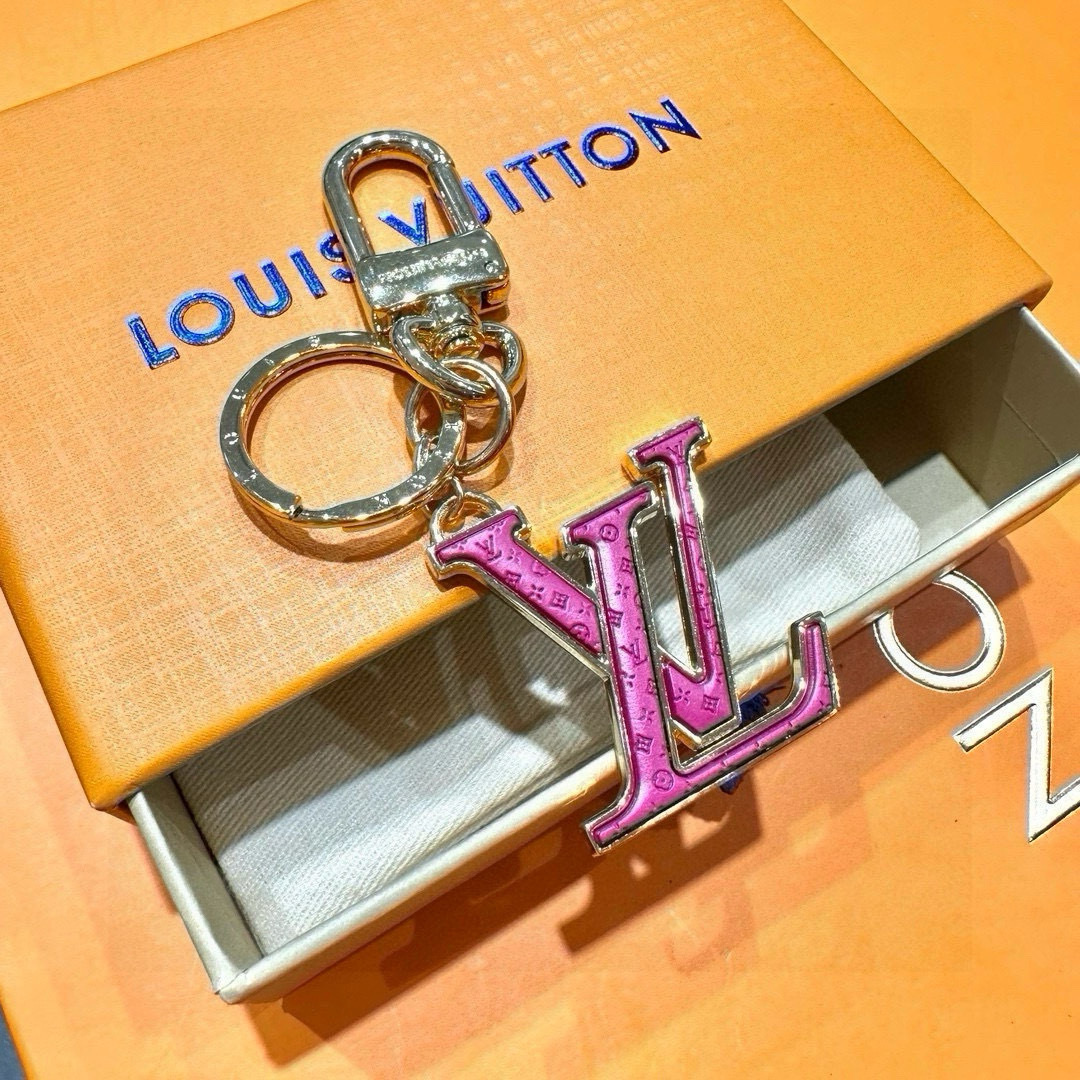 monogram Louis Vuitton Pink Keychain – Louis Vuitton Pink Monogram LV