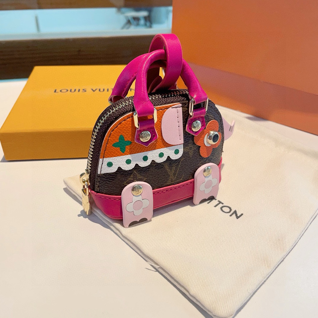Louis Vuitton Elephant Pouch Keychain – Pink Trim