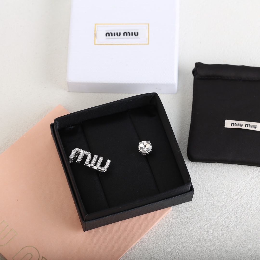 Miu Miu Crystal Earrings Silver – Miu Miu Crystal Embellished Silver