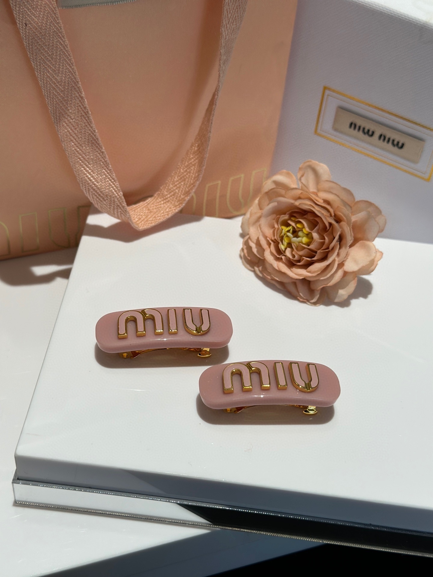 logo Miu Miu Pale Pink Hair Clips - Miu Miu Pale Pink Logo Hair Clips