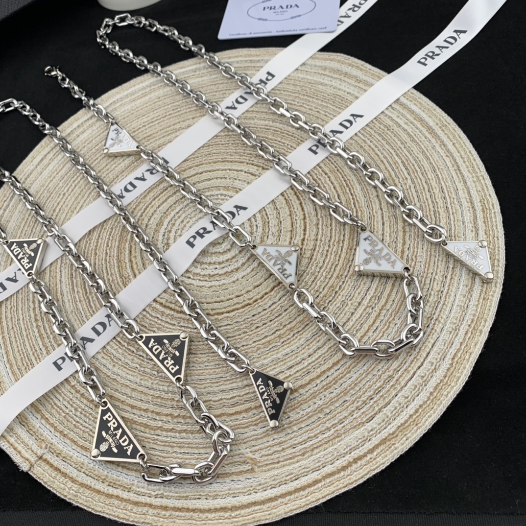 Prada Silver Chain Necklace triangle logo – Prada Silver Chain 2