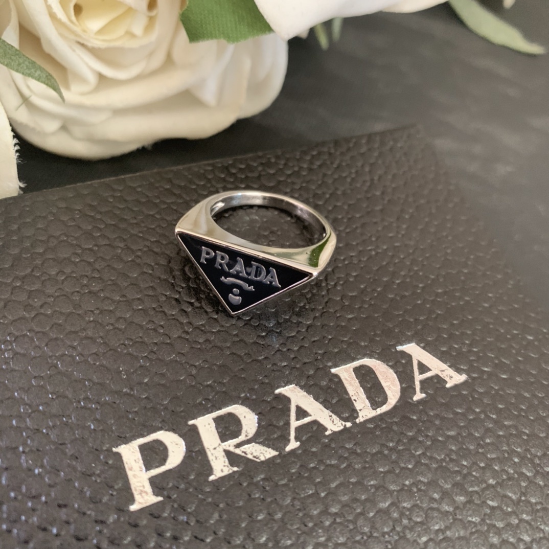 Prada Black Enamel Silver Ring – Prada Black Enamel Triangle Silver