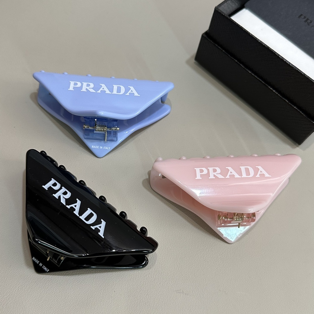 clip Prada Pastel Triangle Hair Claw - Prada Pastel Triangle Hair Claw
