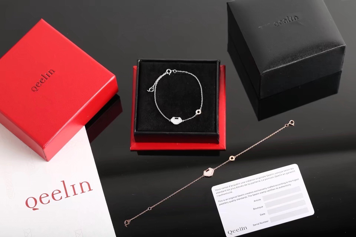 Qeelin Wulu Bracelet – Premium Quality