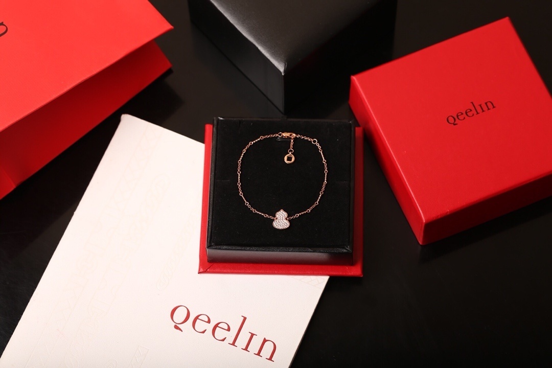 Qeelin Wulu Rose Gold Diamond Bracelet – Premium Quality