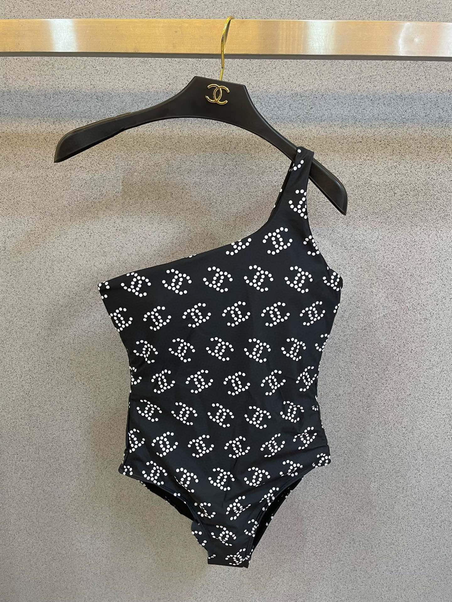 Black one-shoulder bikini with logo print