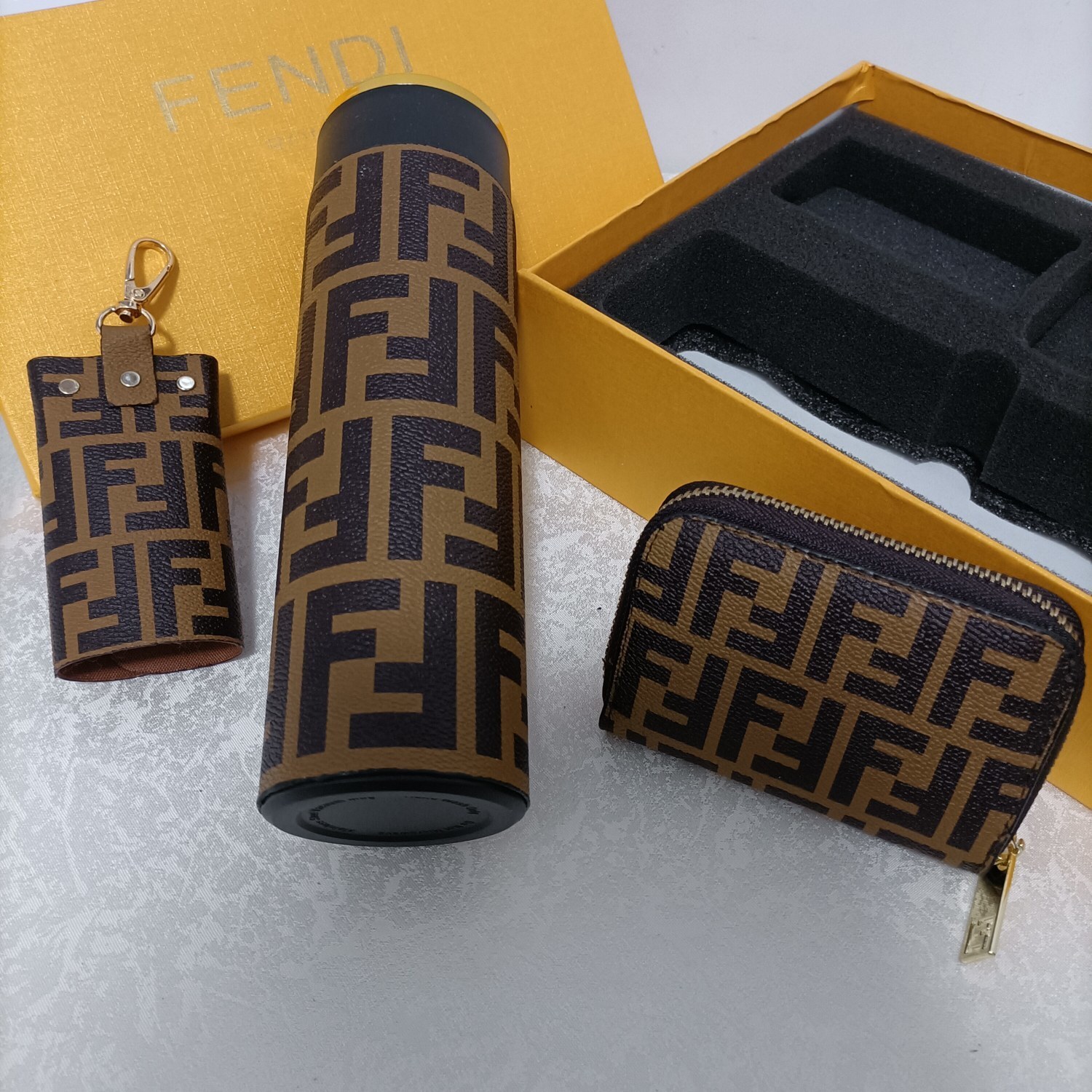 bottle Fendi Brown FF Motif Gift Set – Fendi Brown FF Motif Gift Set