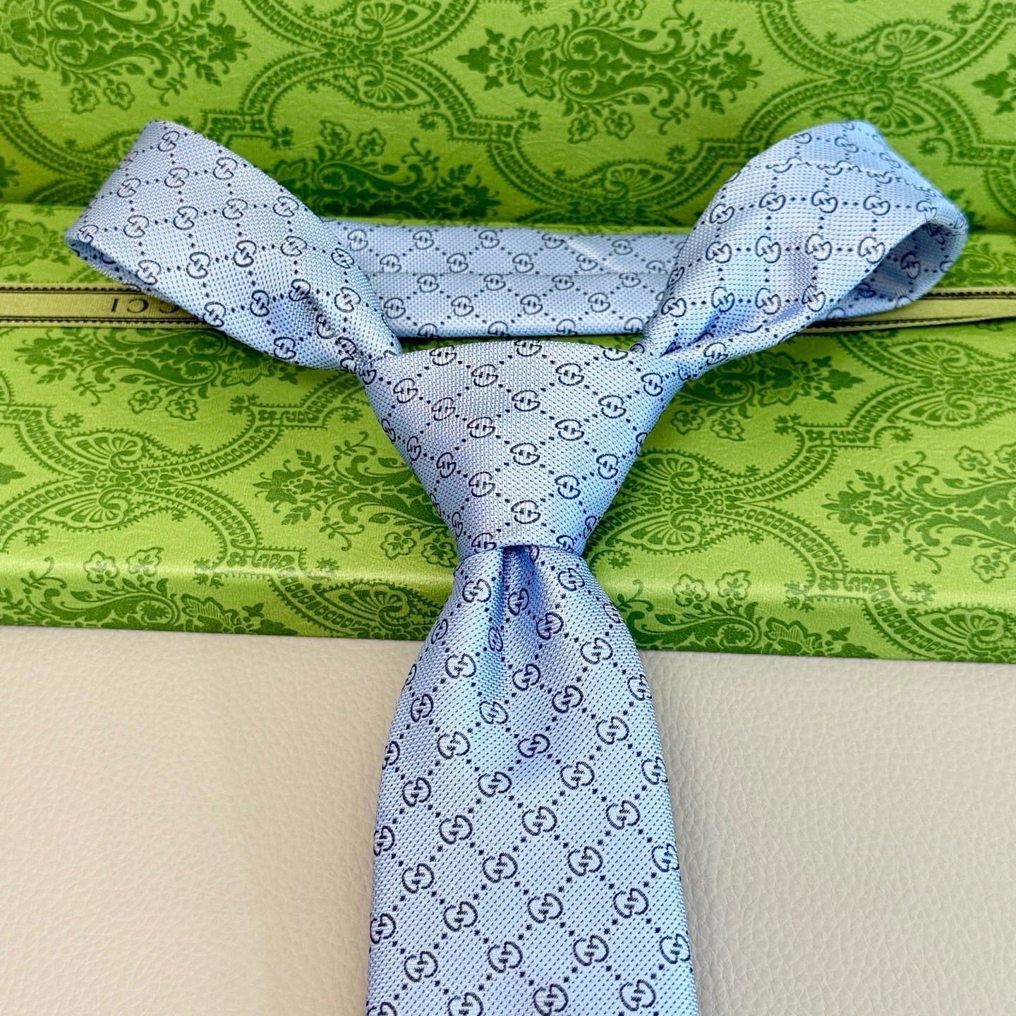 Gucci Sky Blue GG Tie – Gucci Sky Blue GG Pattern Silk Tie – Designer
