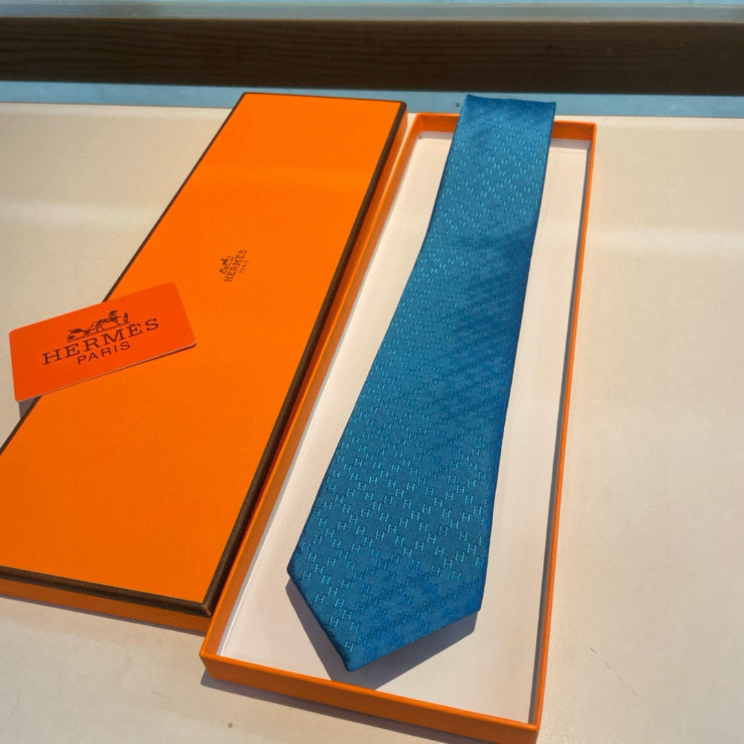 refined Hermès Teal Geometric Silk Tie – Hermès Teal Geometric Silk