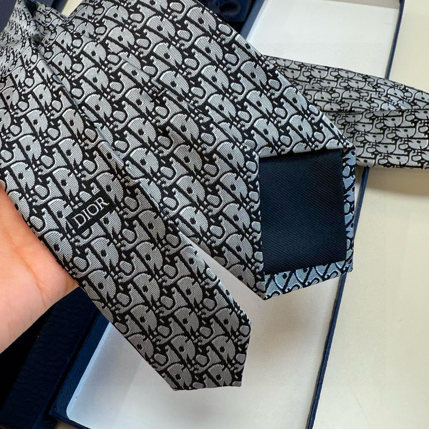 silver Dior Oblique Silk Tie – Dior Oblique Silk Tie – Silver & Black