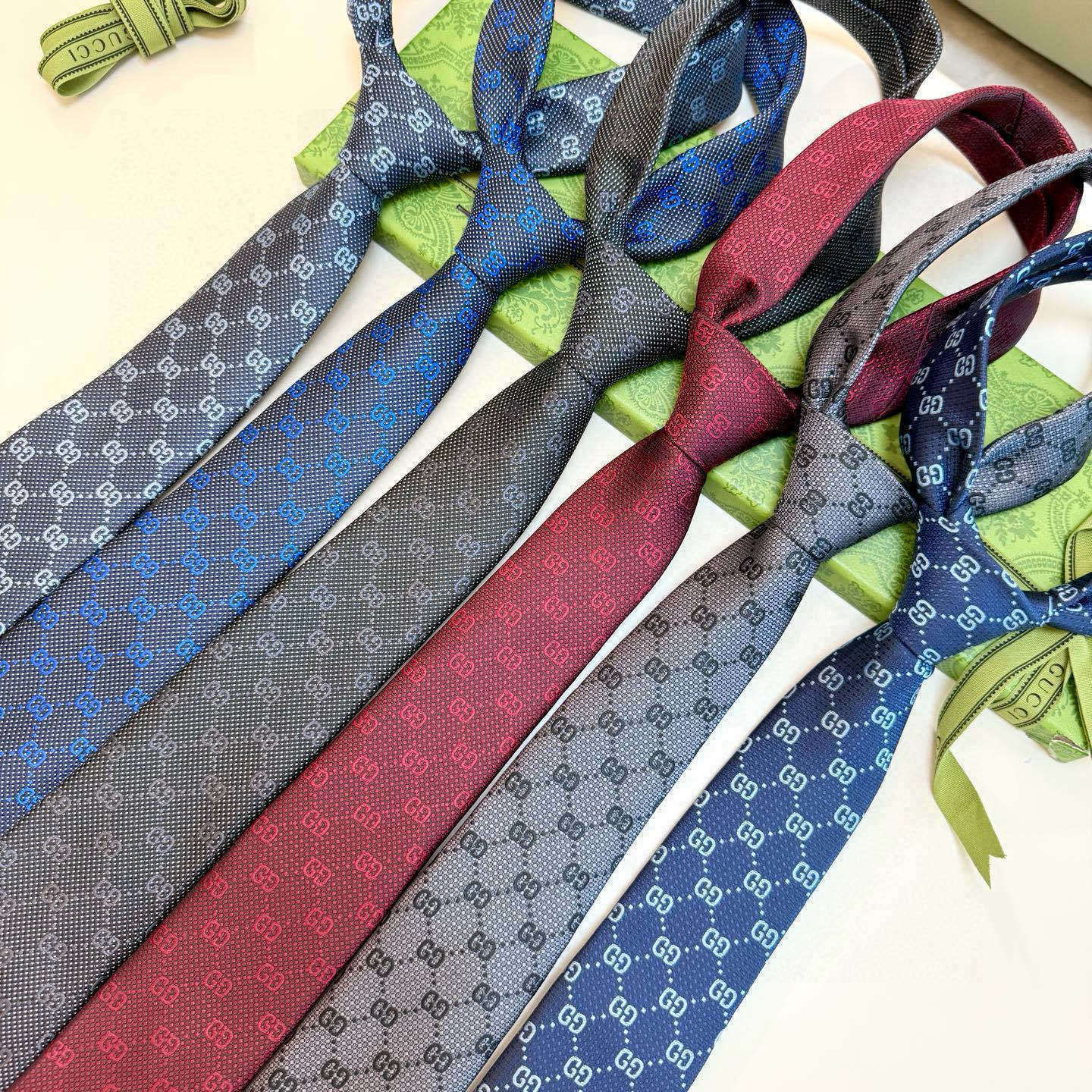 Gucci GG Pattern Silk Tie assorted – Gucci GG Pattern Silk Tie