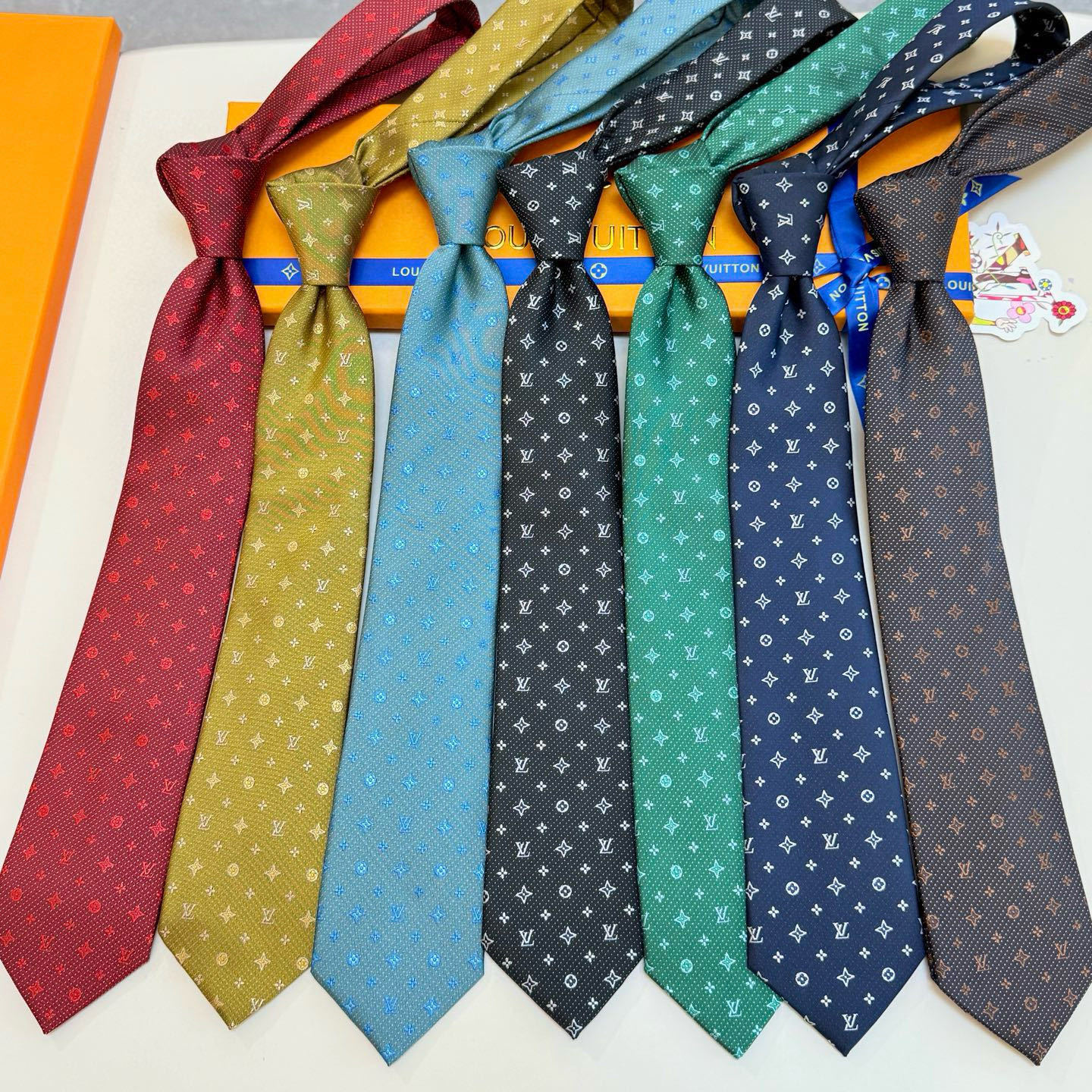 LV Multicolor Dots Tie Set