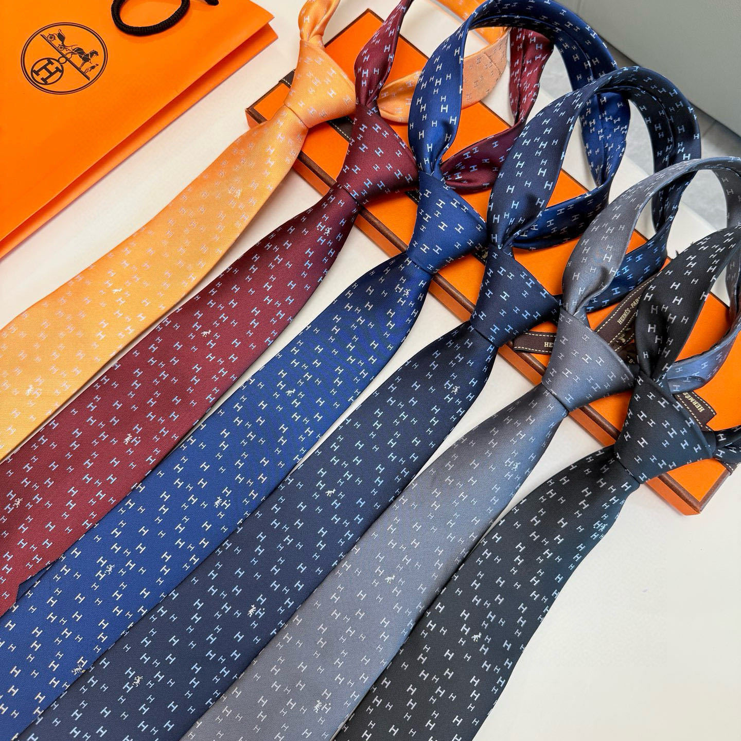 Hermès ‘H’ Motif Silk Ties assorted – Hermès ‘H’ Motif Silk Ties