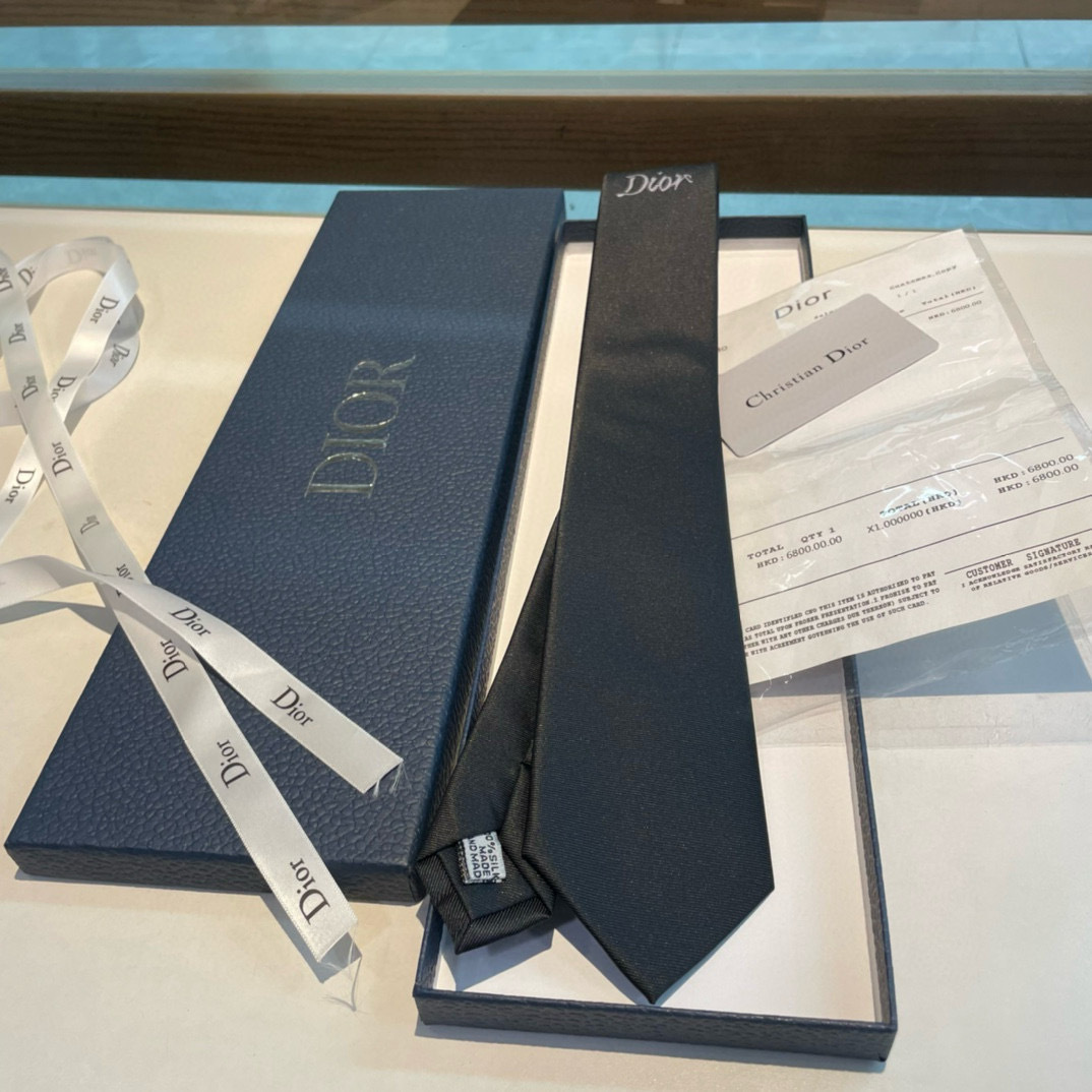 classic elegance Dior Black Silk Tie – Dior Black Silk Tie – Classic